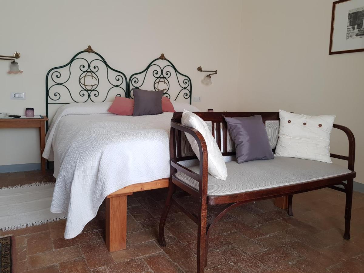 Agriturismo Casa Montecucco Giuncarico Eksteriør billede