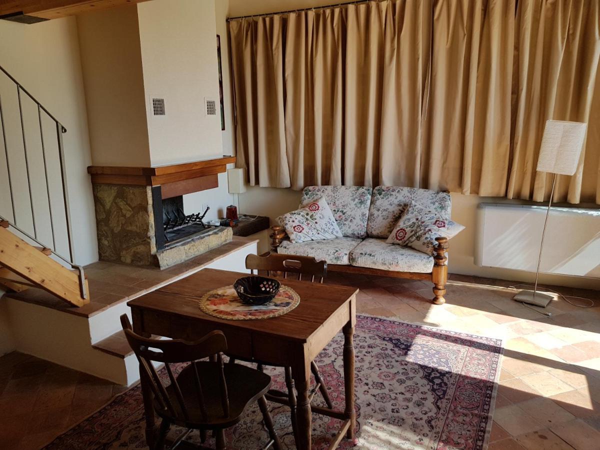 Agriturismo Casa Montecucco Giuncarico Eksteriør billede